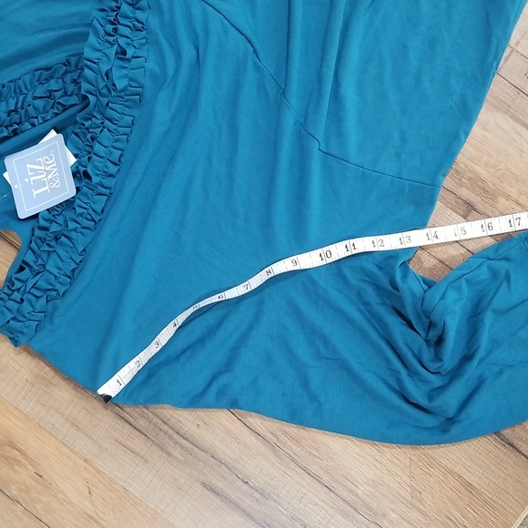 LIZ & ME Turquoise Blue V-Neck 3/4 Sleeve Ruffle Detail Top Shirt - Picture 11 of 11